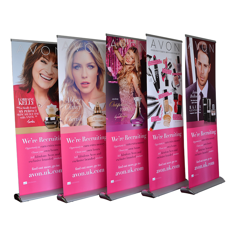 Teardrop Roll Up Banner